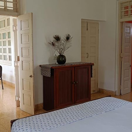 Srinekatan Heritage Villa Homestay Ahmedabad Exterior foto