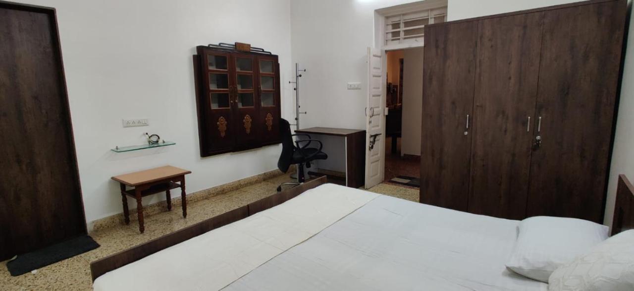 Srinekatan Heritage Villa Homestay Ahmedabad Exterior foto